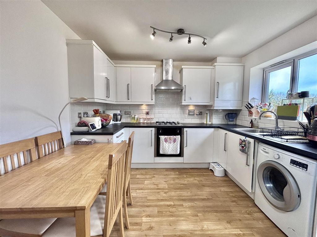 Property photo 1 of 13 Img_9035.Jpg