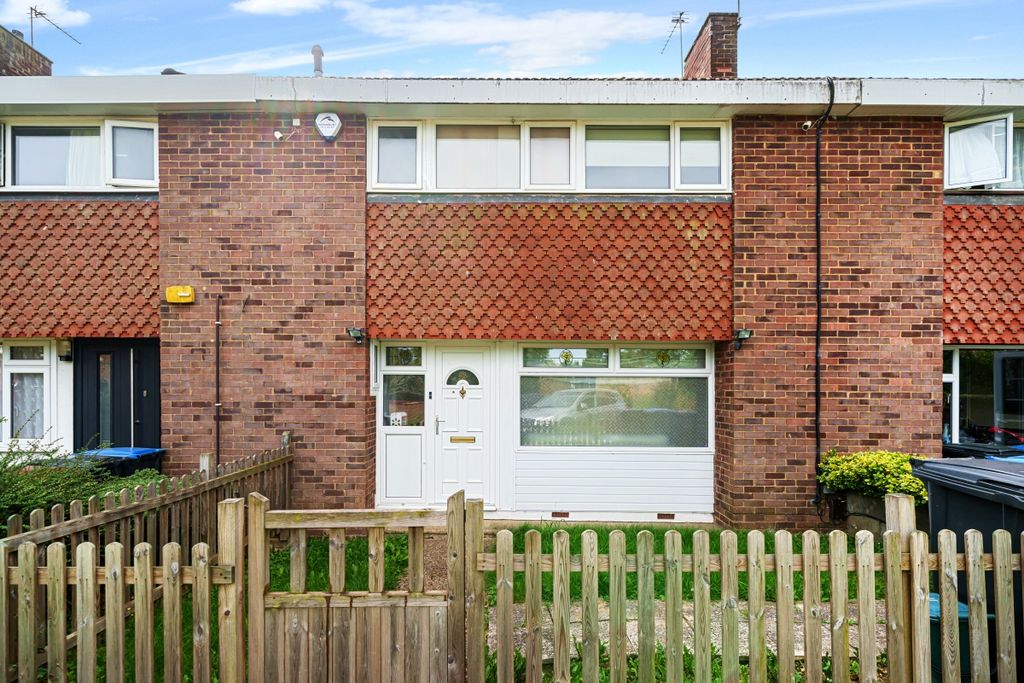 Property photo 1 of 9 External