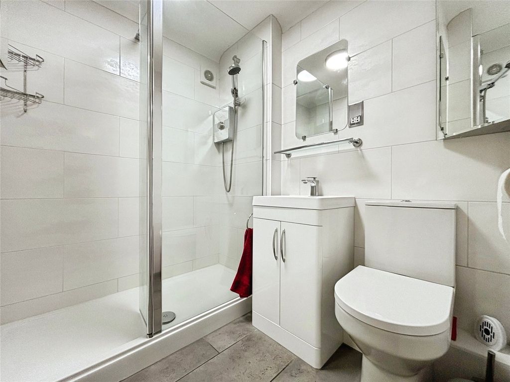 Property photo 3 of 14 Picture No. 02