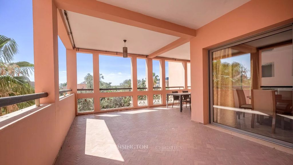 Property photo 1 of 28