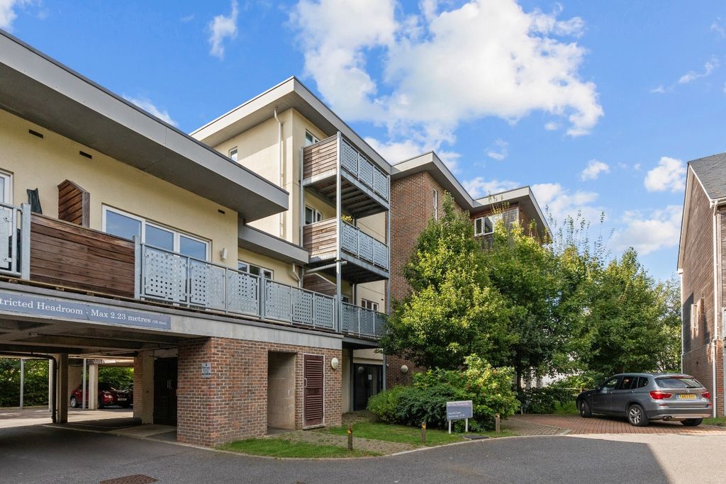 Property photo 1 of 11 3547852