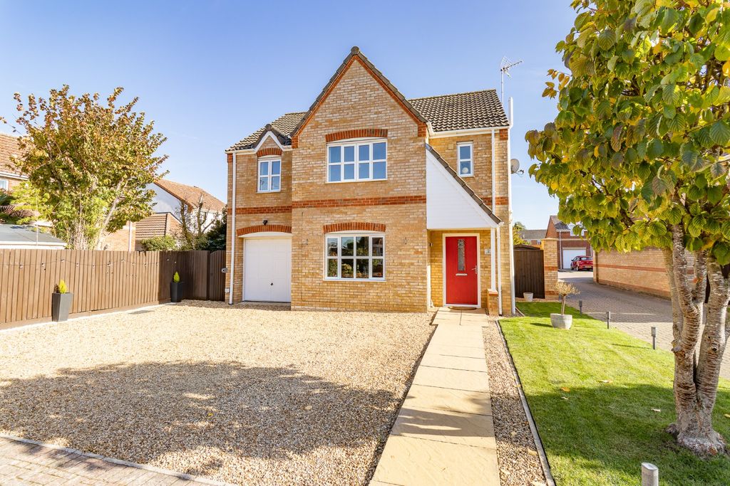 Property photo 1 of 30 5568382