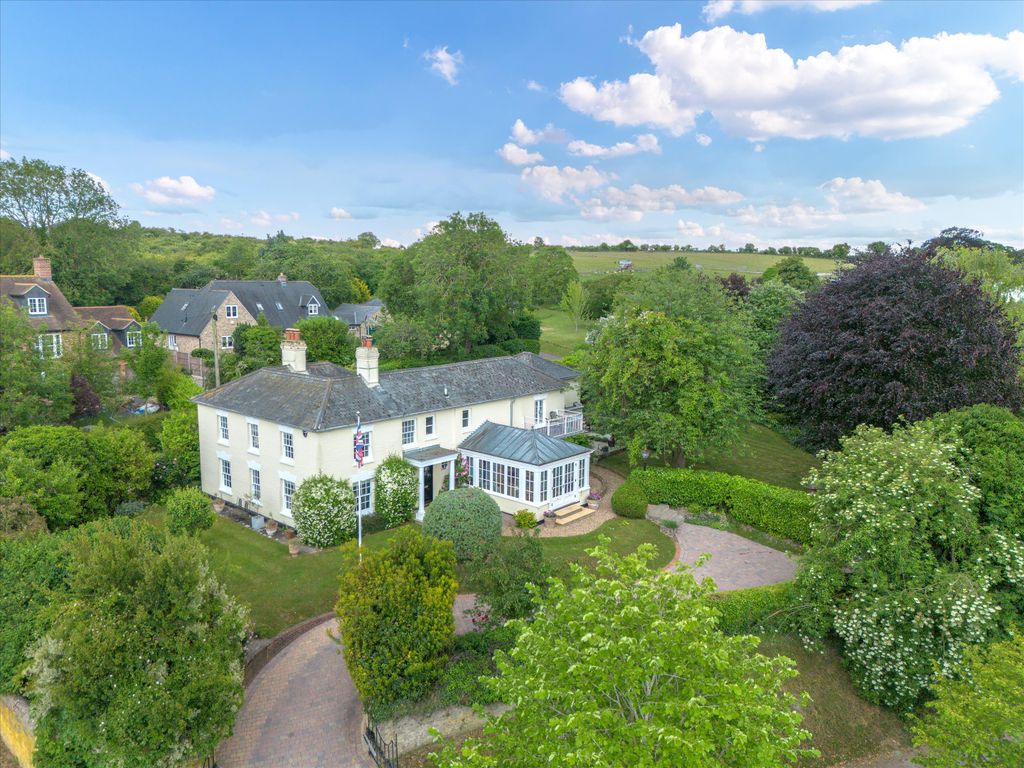 Property photo 1 of 18 Image