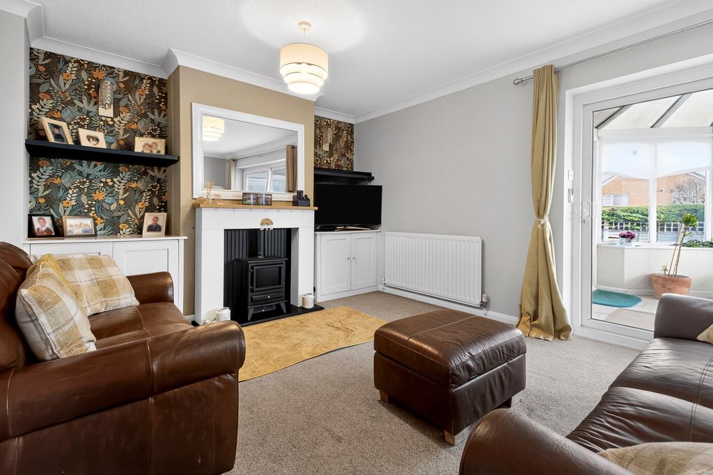 Property photo 3 of 30