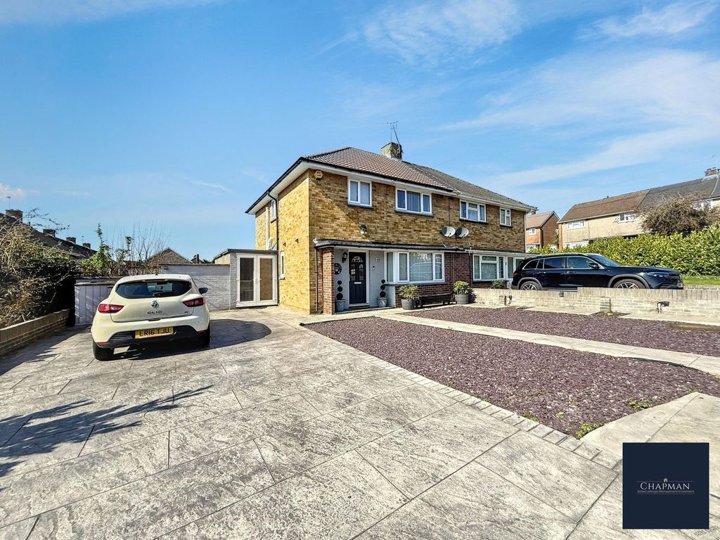 Property photo 1 of 30