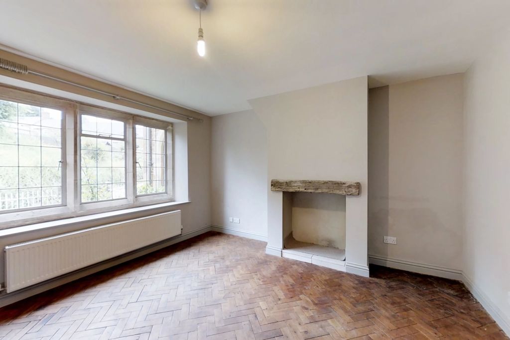 Property photo 3 of 10 59925