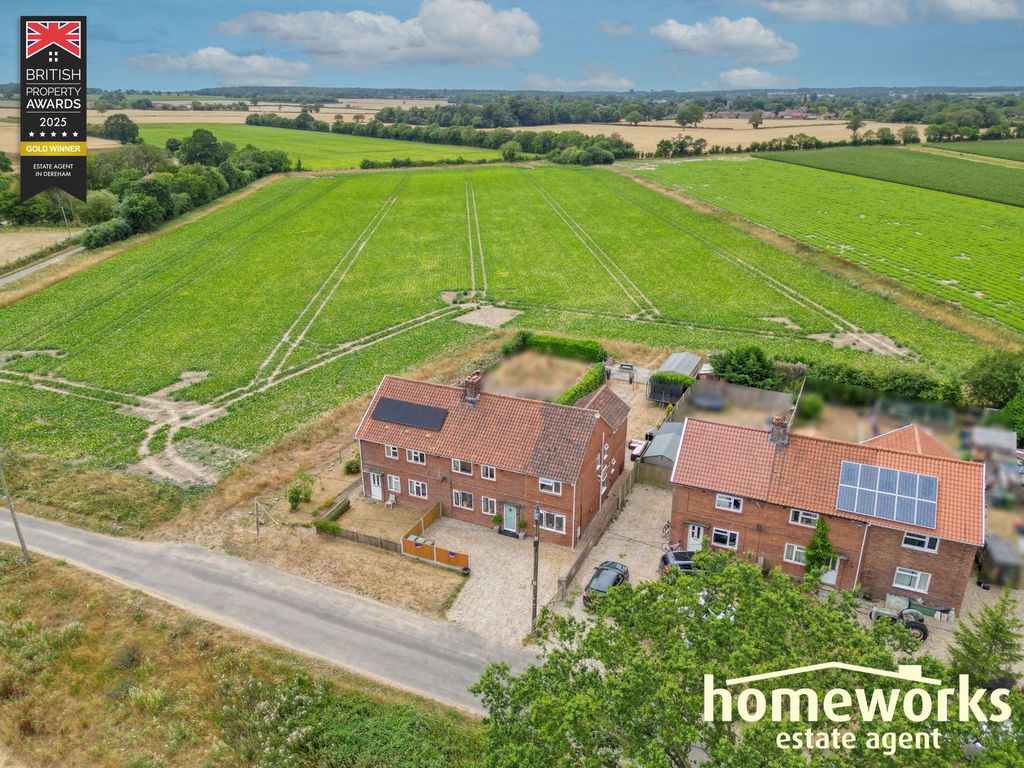 Property photo 2 of 24