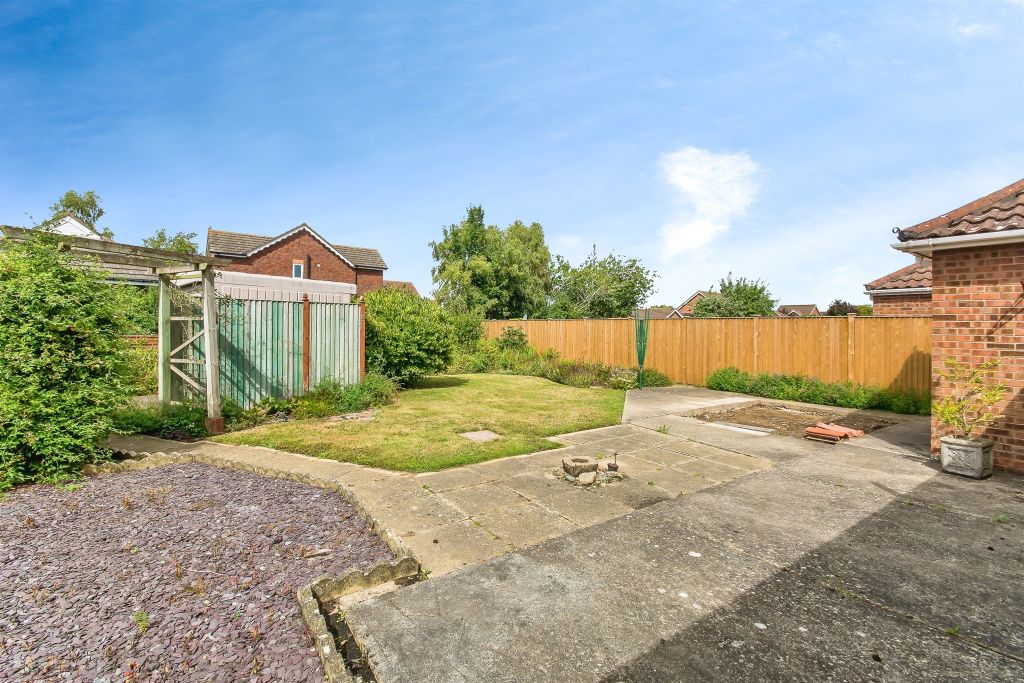 Property photo 2 of 16