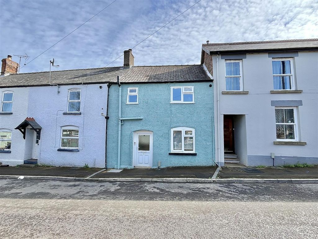 Property photo 1 of 25