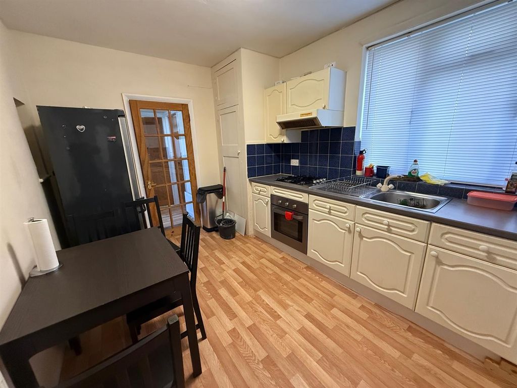 Property photo 2 of 5 5.Jpg