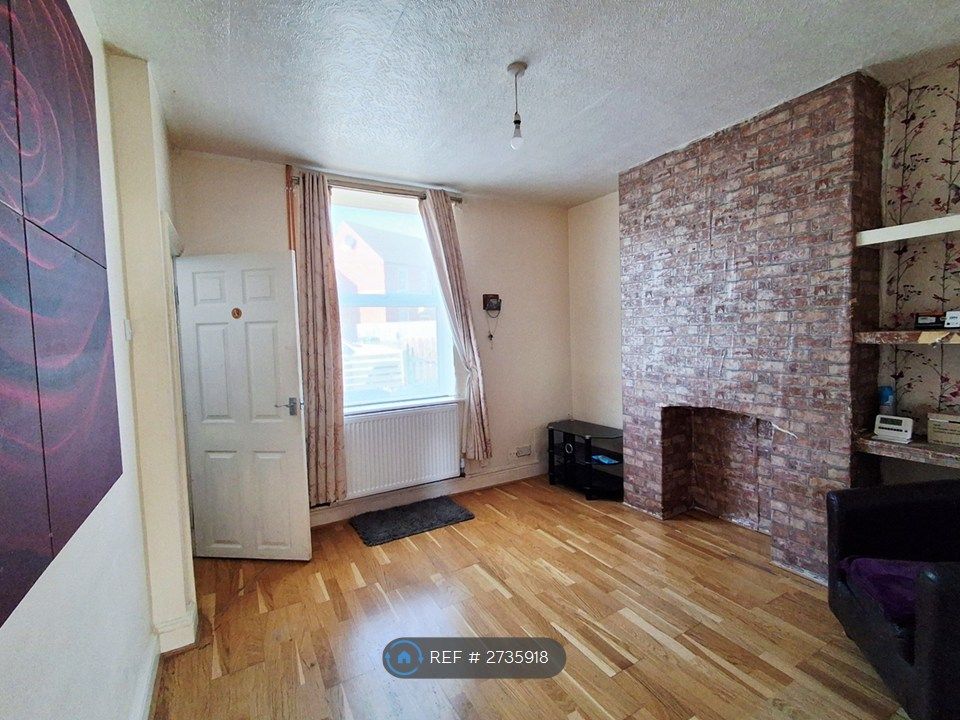 Property photo 2 of 3