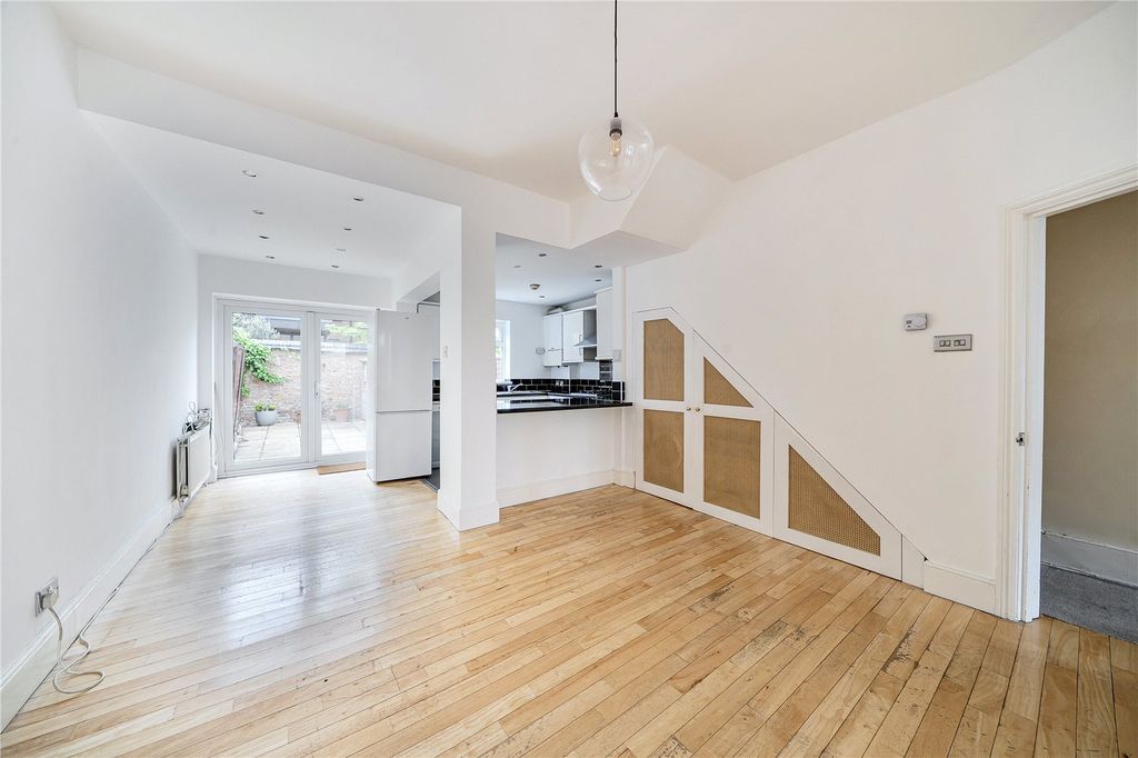 Property photo 3 of 12 Picture No. 34