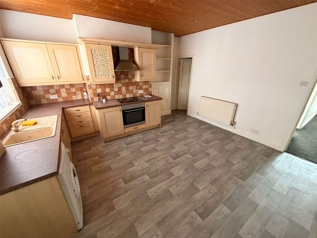 Property photo 2 of 9 Picture No. 05