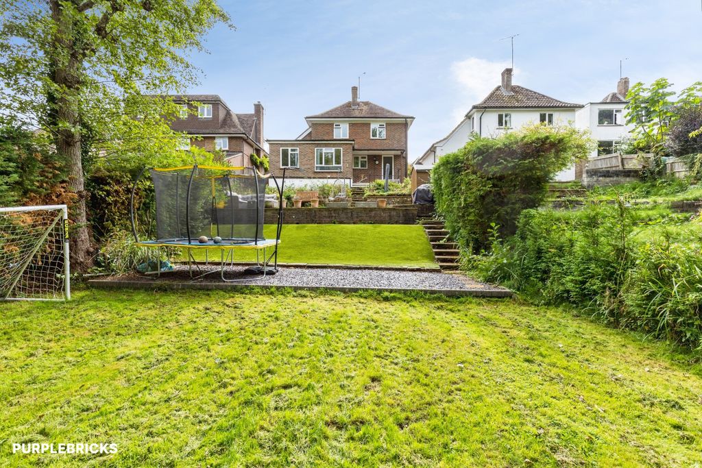 Property photo 3 of 19