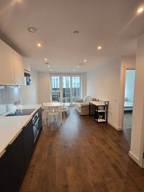 Property photo 2 of 18