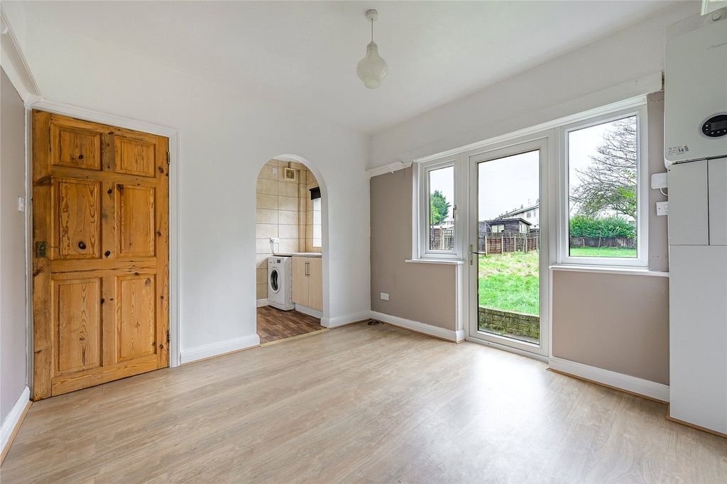 Property photo 3 of 24 Picture No. 16