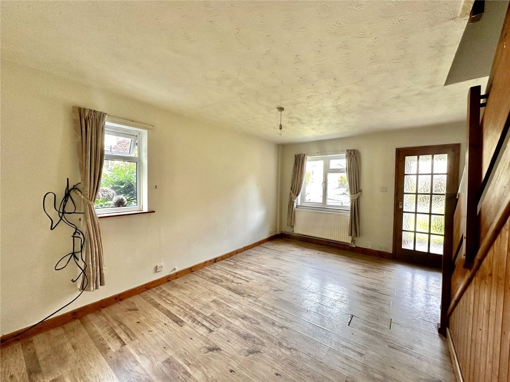 Property photo 3 of 9 Picture No. 05