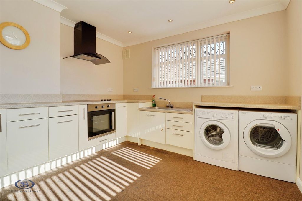 Property photo 3 of 15 5847F83E-Img_1610-Img_1612.Jpg