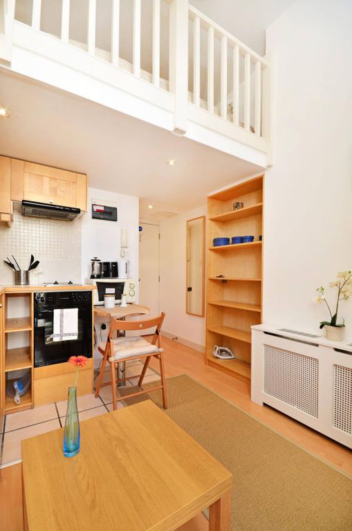 Property photo 1 of 6 Studio To Rent