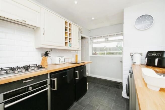 Property photo 3 of 12 Image