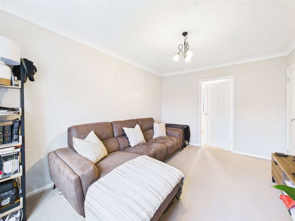 Property photo 3 of 9 Picture No. 16