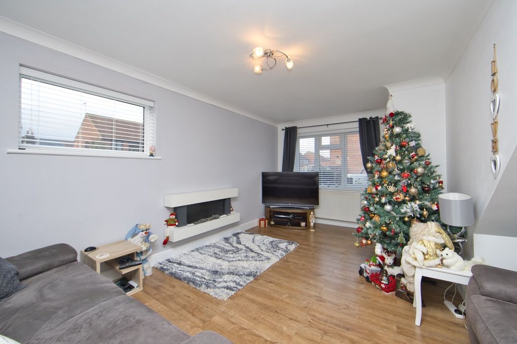 Property photo 2 of 9 Picture 2