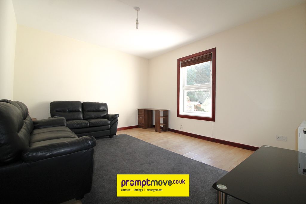 Property photo 1 of 10 Na