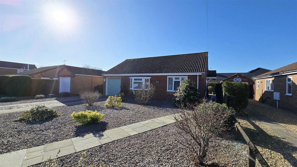 Property photo 1 of 18 Front