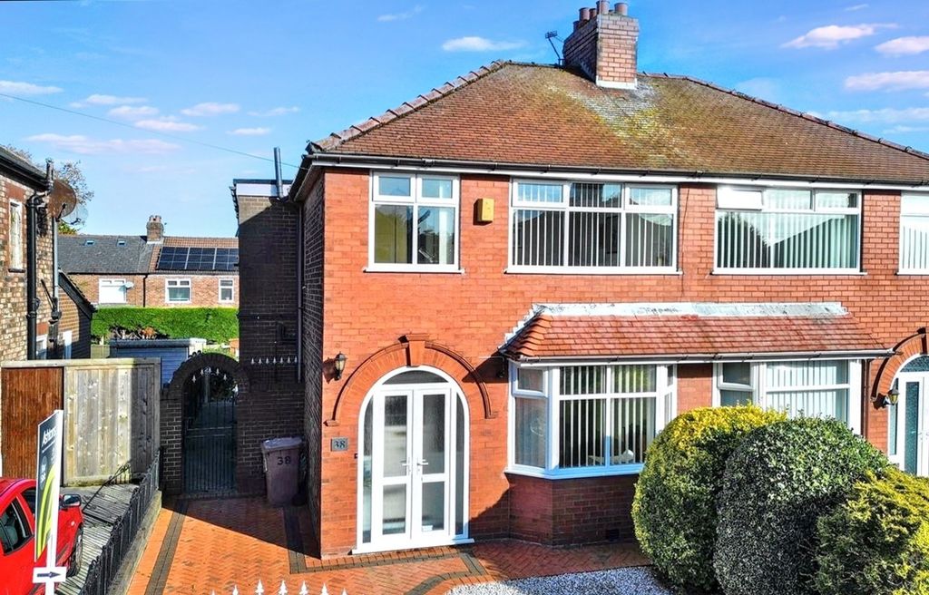 Property photo 1 of 29