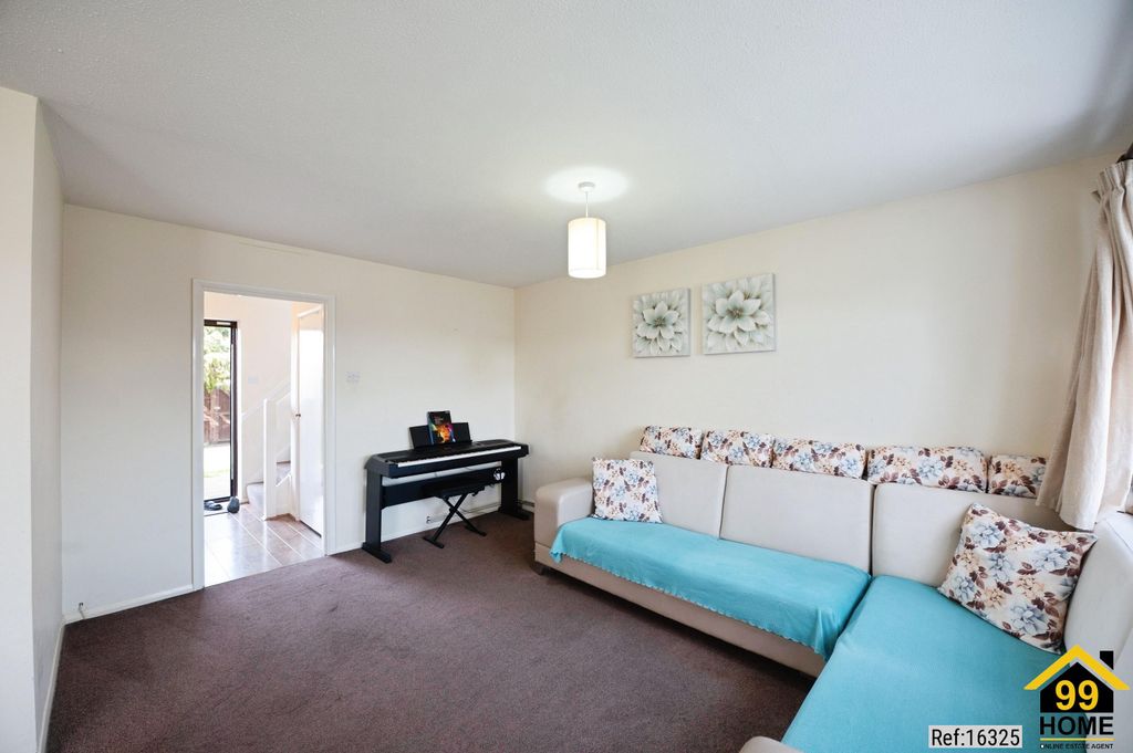 Property photo 3 of 23 Photo 2