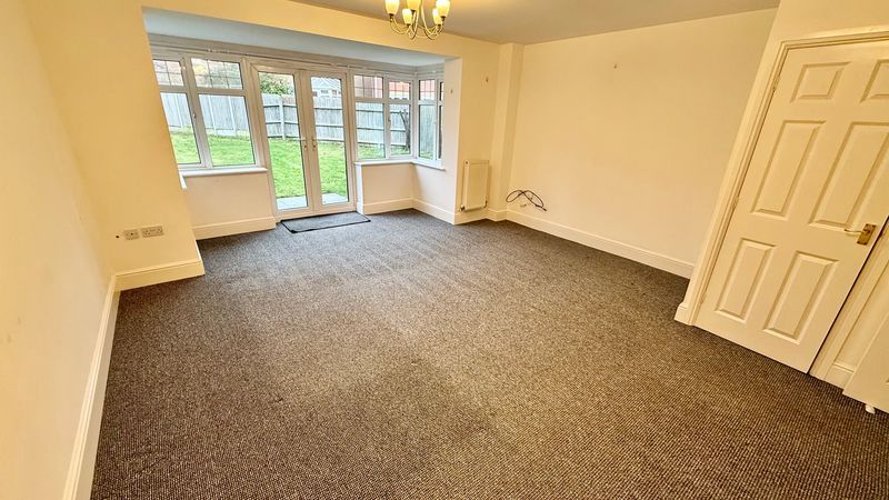 Property photo 3 of 14 Photo 5