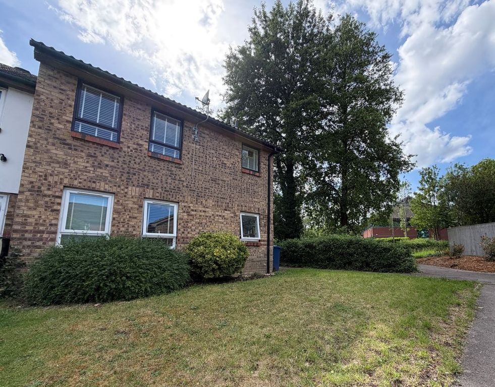 Property photo 1 of 6 Photo 7