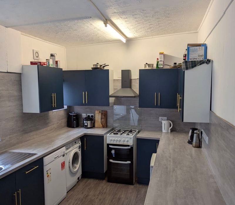 Property photo 1 of 13 Kitchen