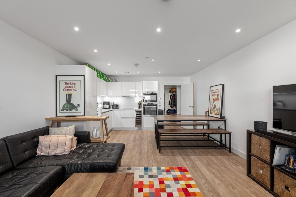 Property photo 1 of 11 094A9566