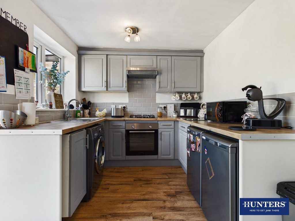 Property photo 3 of 19 Kitchen Diner