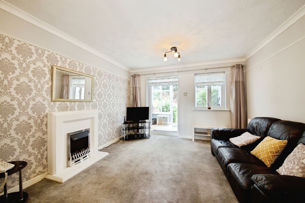Property photo 3 of 15 Pbox-Img.Jpg