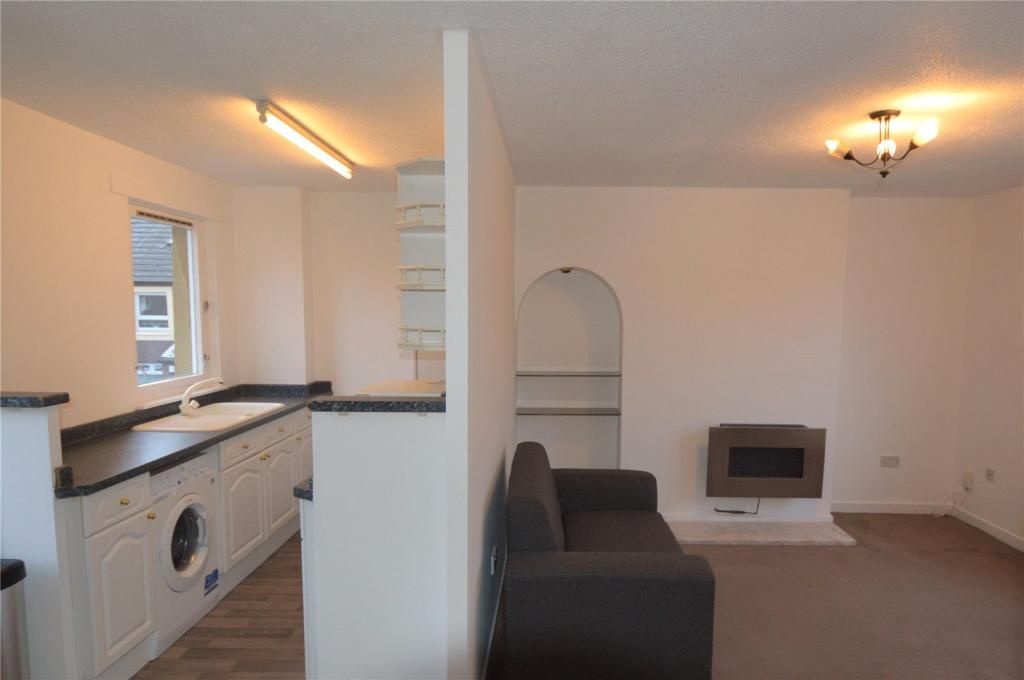 Property photo 2 of 5