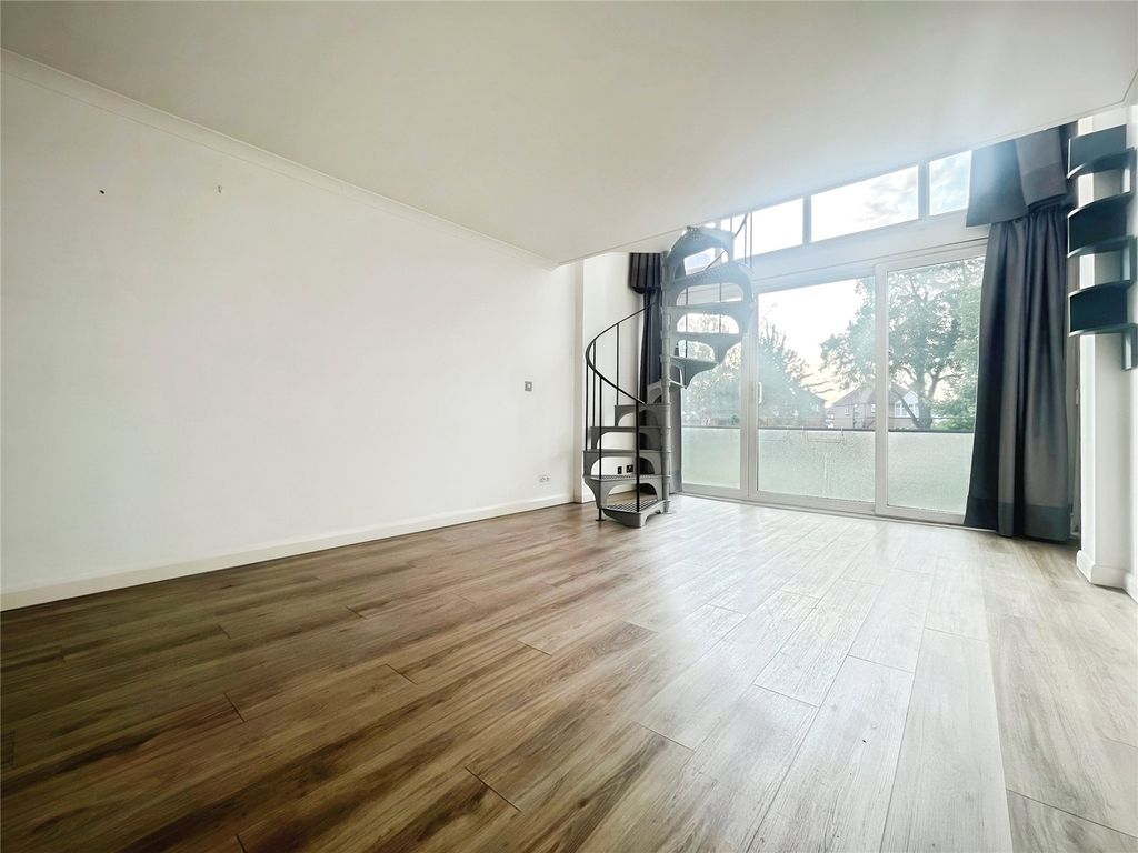 Property photo 1 of 10 Reception Room