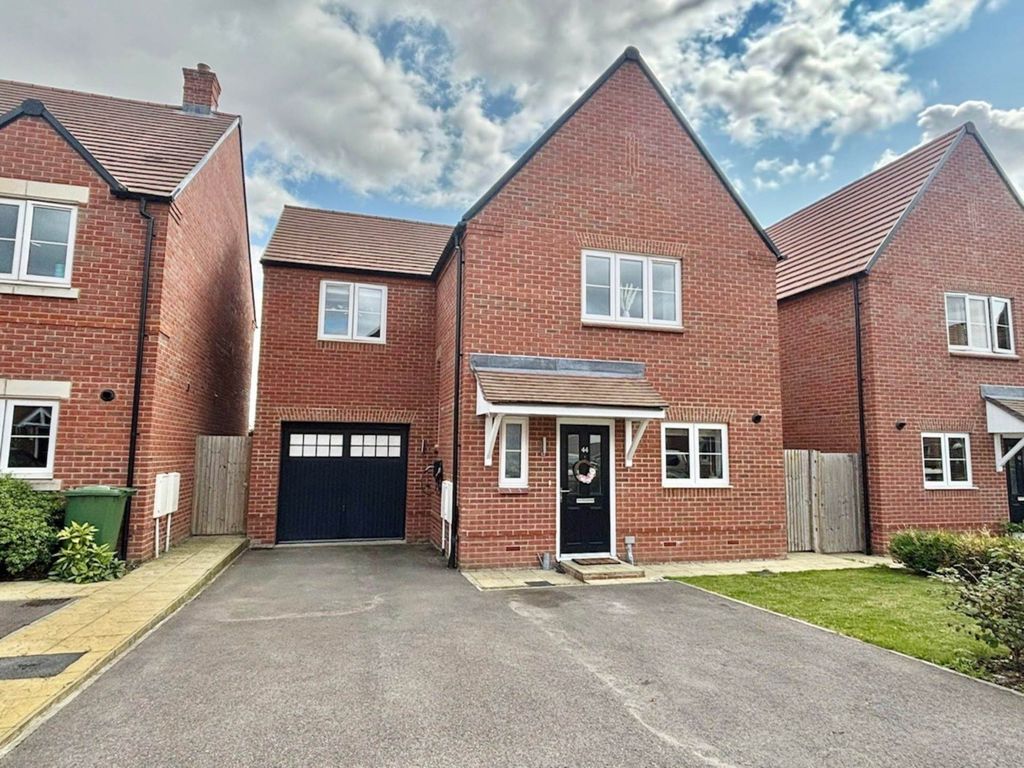 Property photo 1 of 16