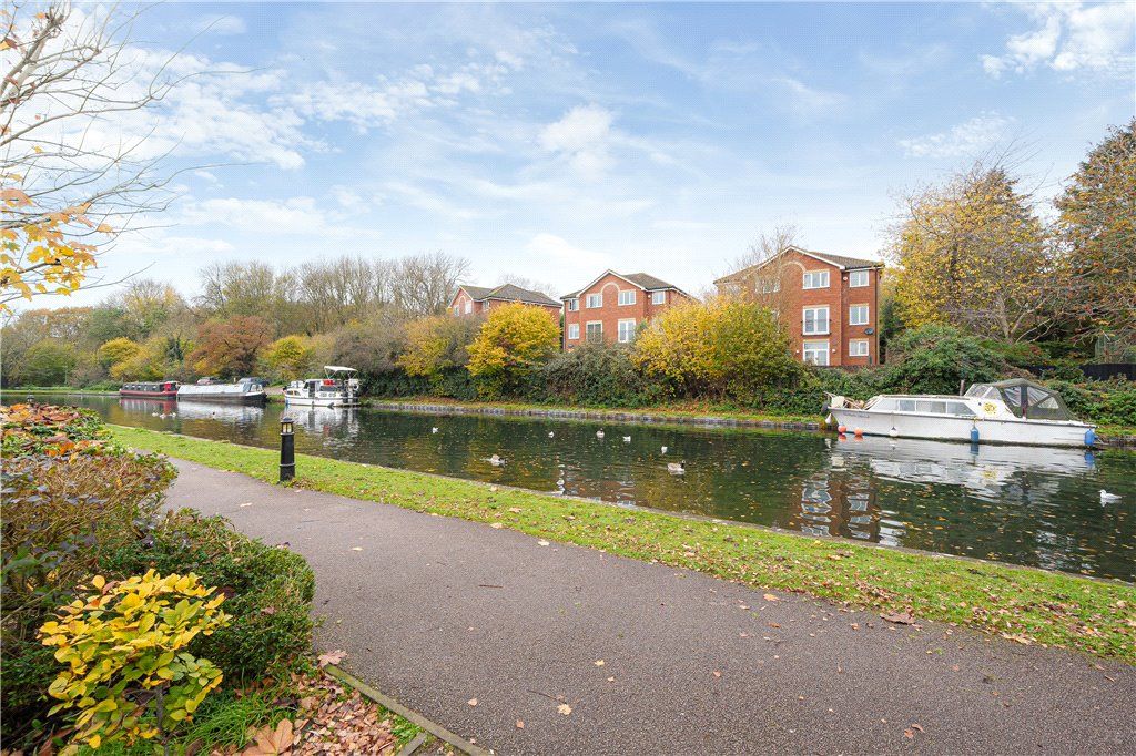 Property photo 2 of 20 Picture No. 11