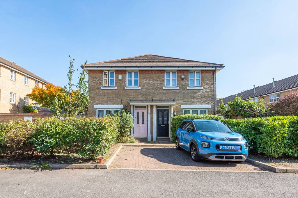 Property photo 1 of 15