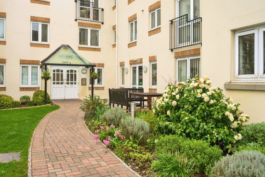 Property photo 2 of 13