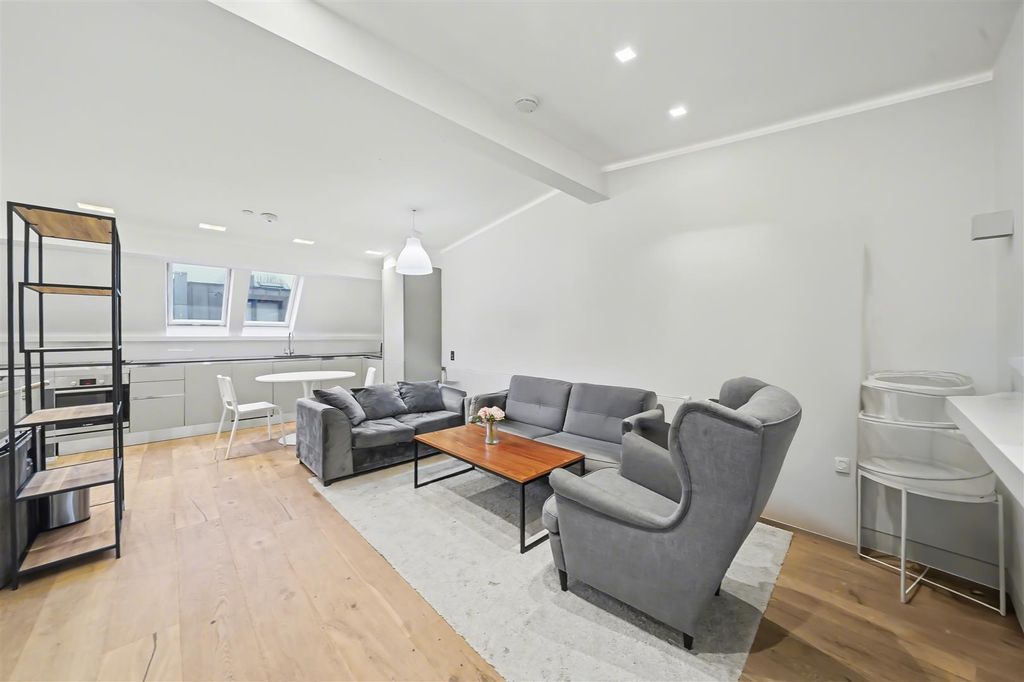 Property photo 2 of 8 2.Jpg