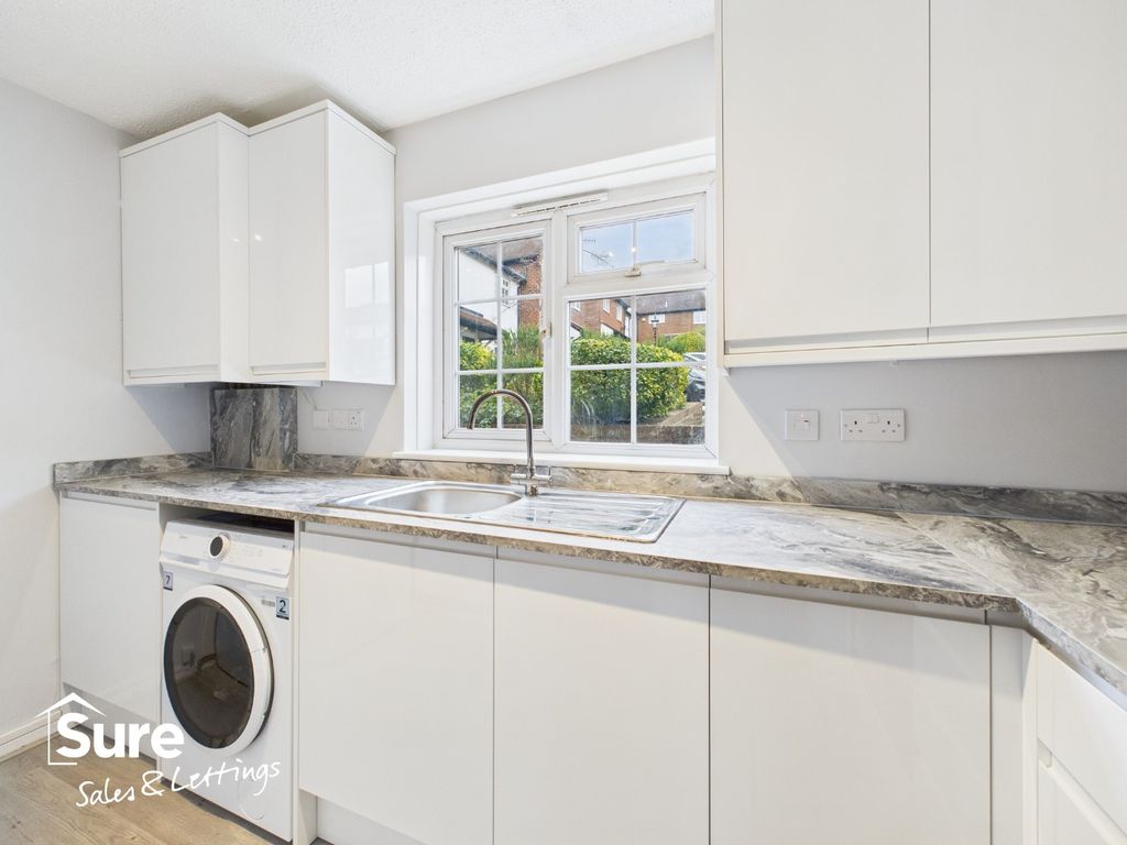 Property photo 3 of 16 1001063