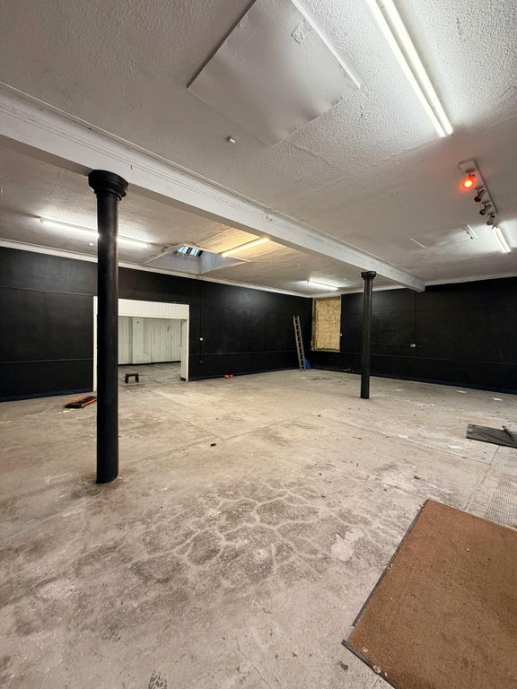 Property photo 2 of 9 Img_7024.Jpg
