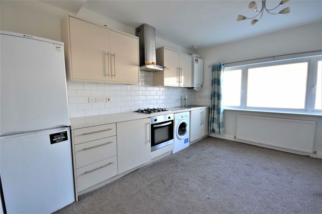 Property photo 2 of 4