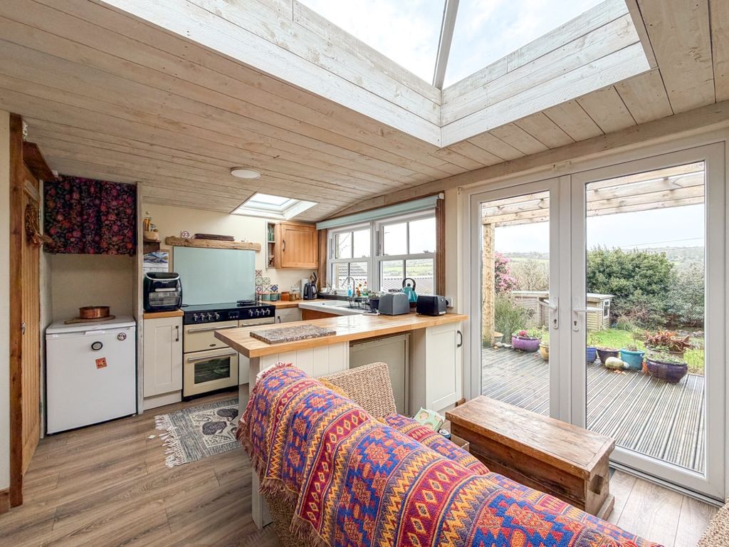 Property photo 2 of 20 4887024