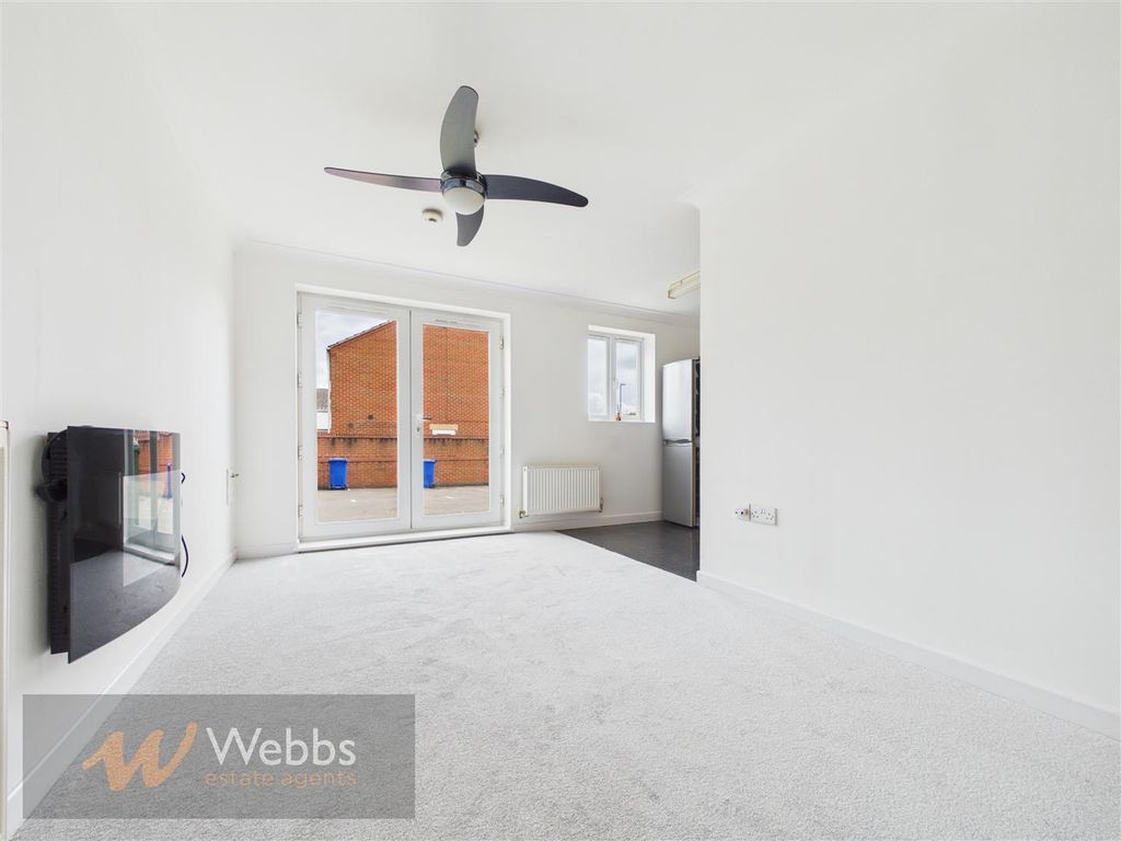 Property photo 3 of 9 Cam01407G0-Pr0198-Still004.Jpg