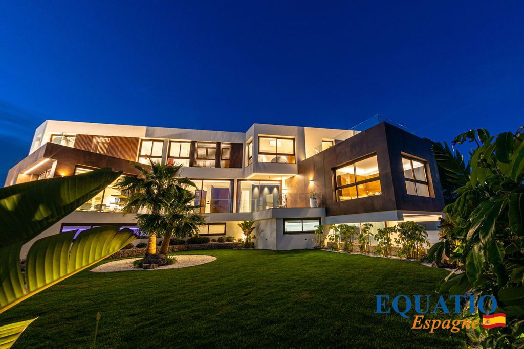 Property photo 3 of 22