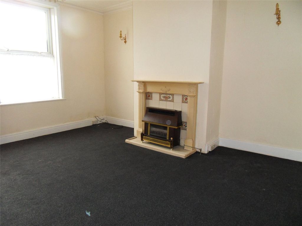 Property photo 3 of 12 Picture No. 05